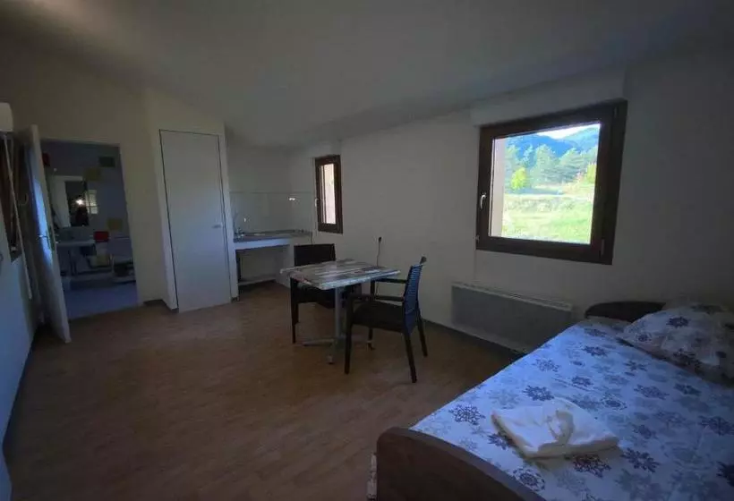 ホテル L Inattendu