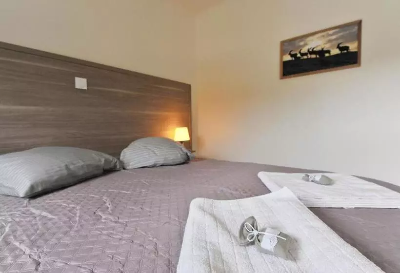 ホテル L Inattendu