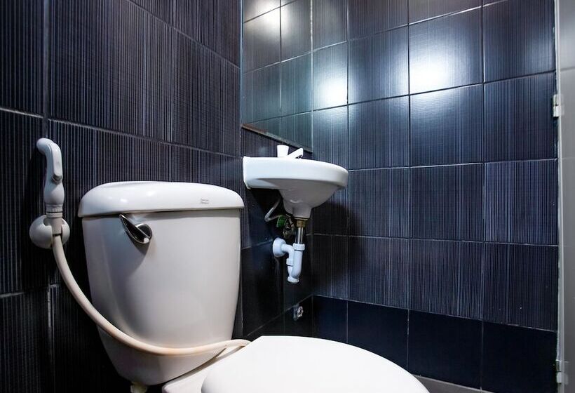 Hotel Oyo 793 Dg Budget Salem