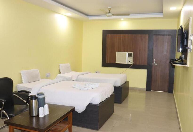 Goroomgo Hotel Reliance Jharkhand