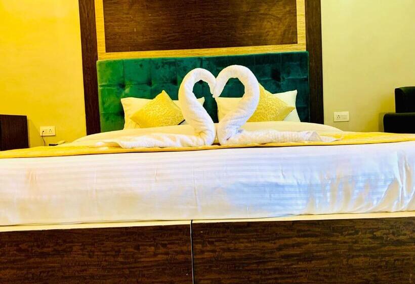 Goroomgo Hotel Reliance Jharkhand