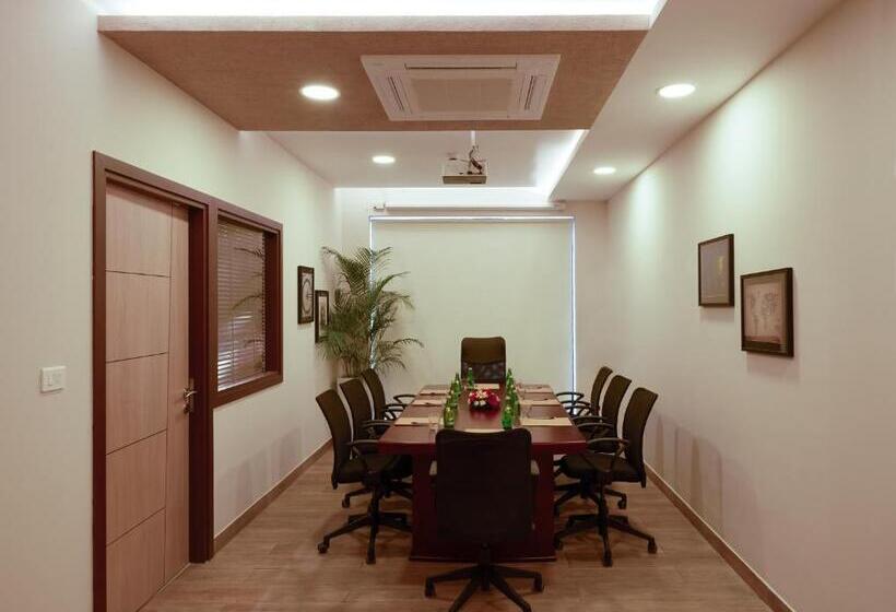 בית מלון כפרי Sfs Homebridge @ Techno Park