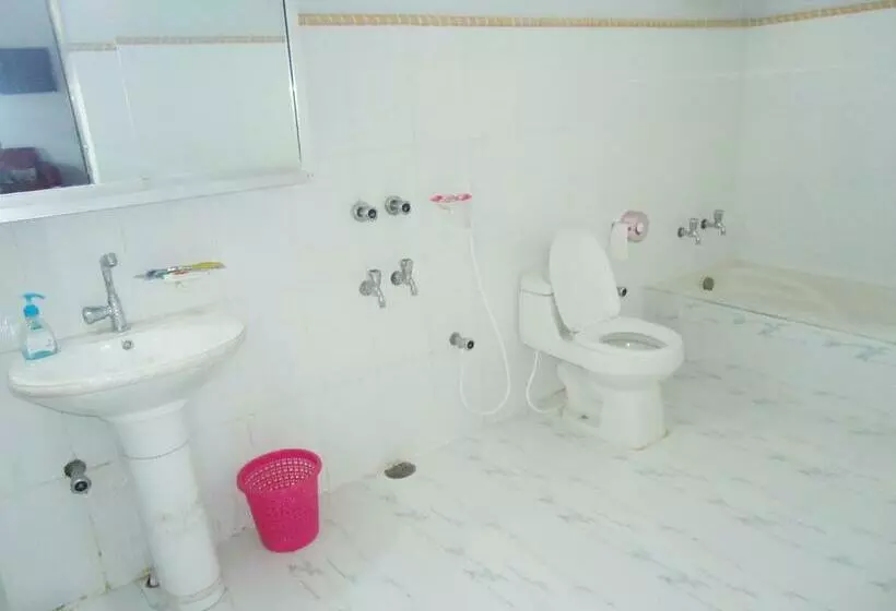 هتل Star International