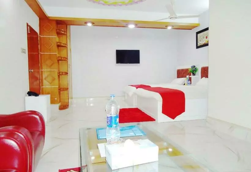 هتل Star International