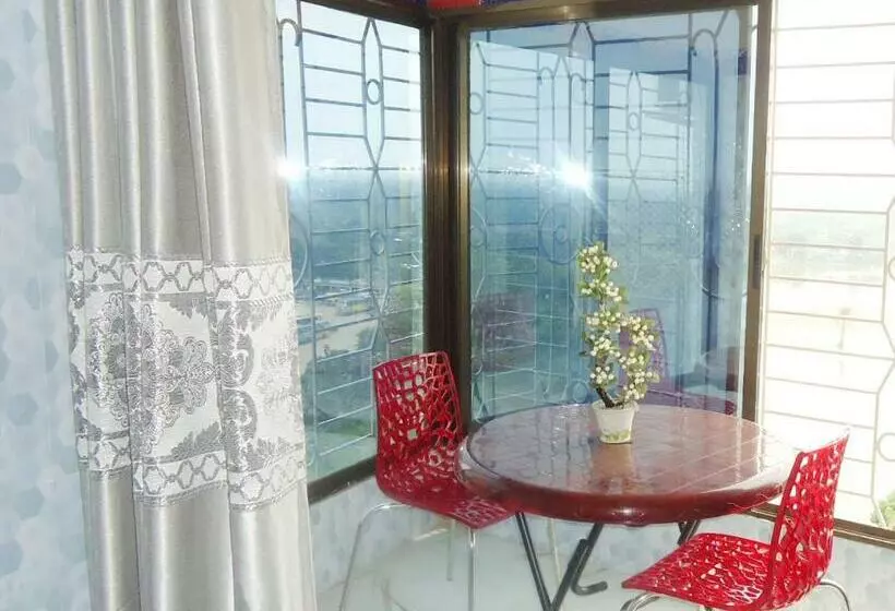 هتل Star International