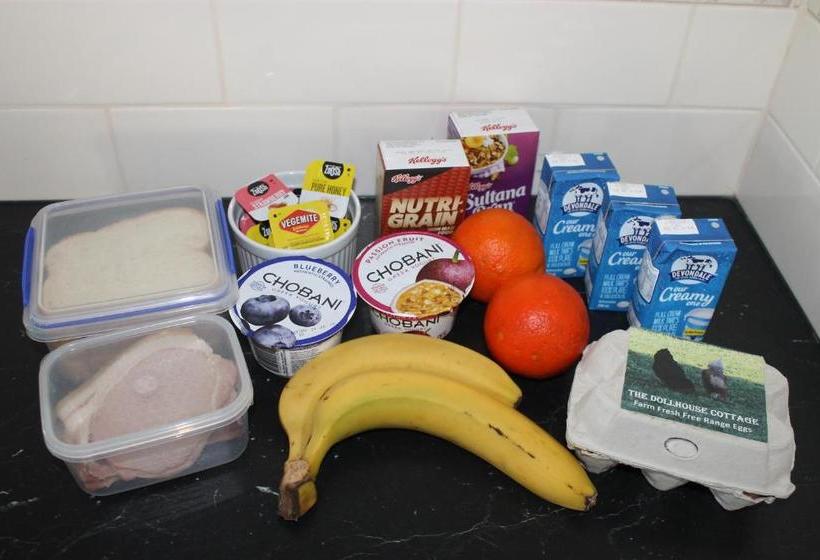 ペンション The Dollhouse Cottage