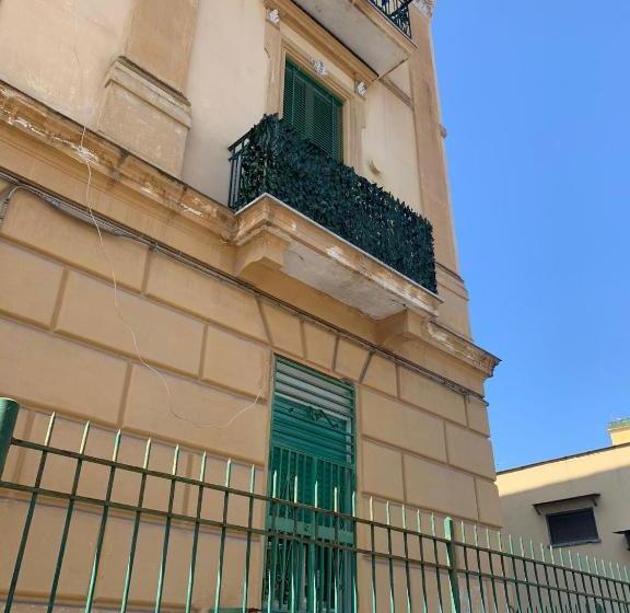 تختخواب و صبحانه Herculaneum Home