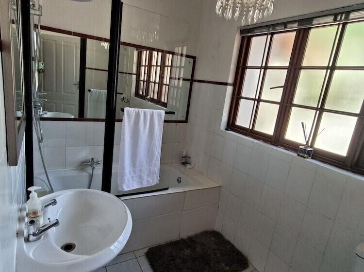 Bed and Breakfast Libra Lodge