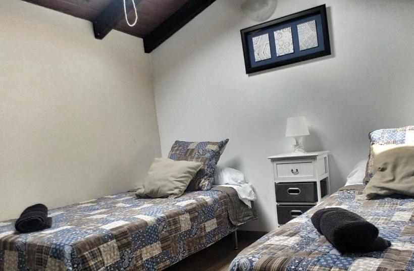 پانسیون Casa Das Airas