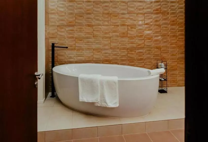 پانسیون Happy House Comfort Plus