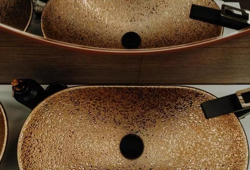 پانسیون Happy House Comfort Plus