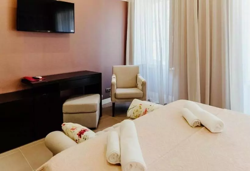 پانسیون Happy House Comfort Plus