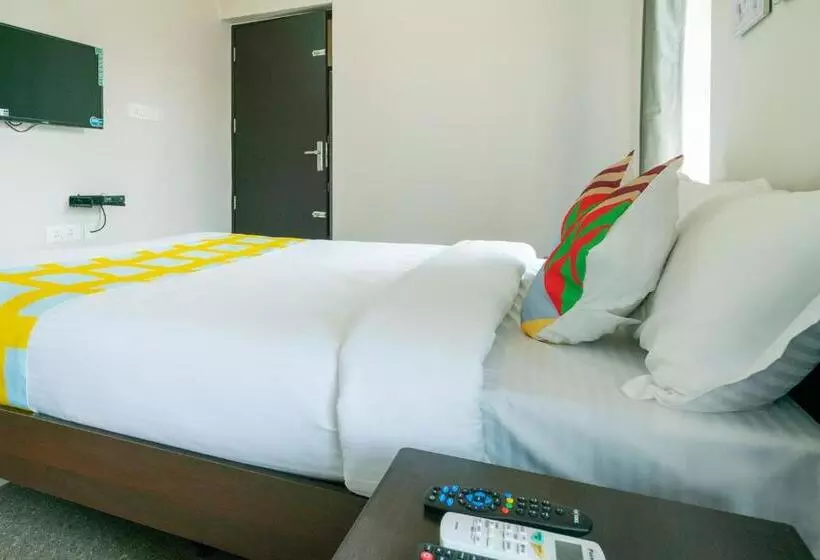 Majatalo Super Hotel O Elegant Kings Park Residency