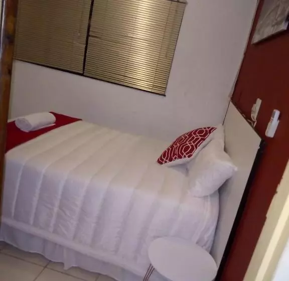 ペンション Rayon Guesthouse