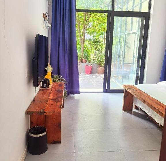 פנסיון Tujia Folk Houses