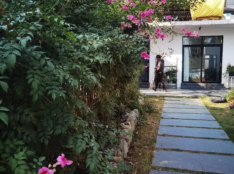 Majatalo Tujia Folk Houses