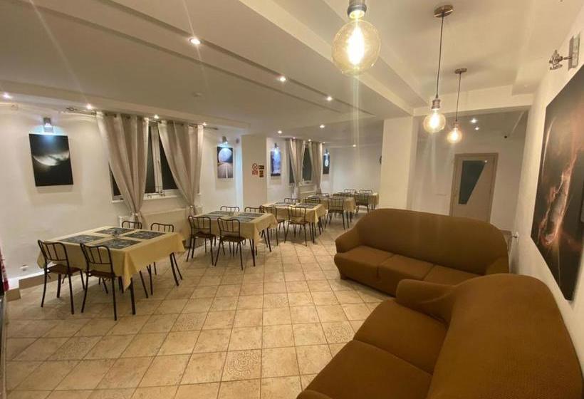 پانسیون Vila Luna Predeal