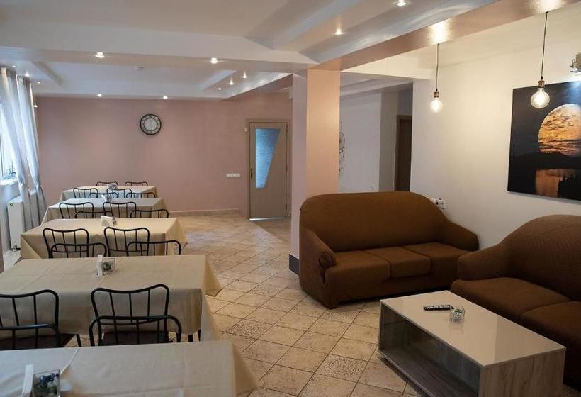 پانسیون Vila Luna Predeal