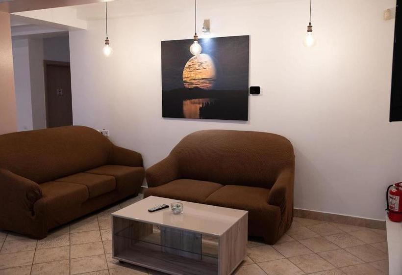 پانسیون Vila Luna Predeal