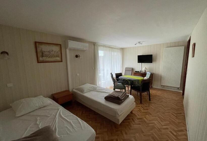 Résidence Les Milandes