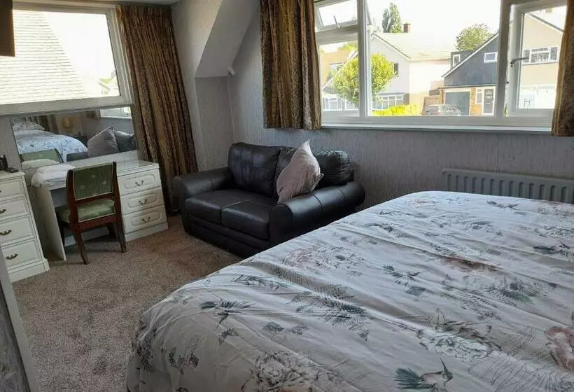 تختخواب و صبحانه Comfort House