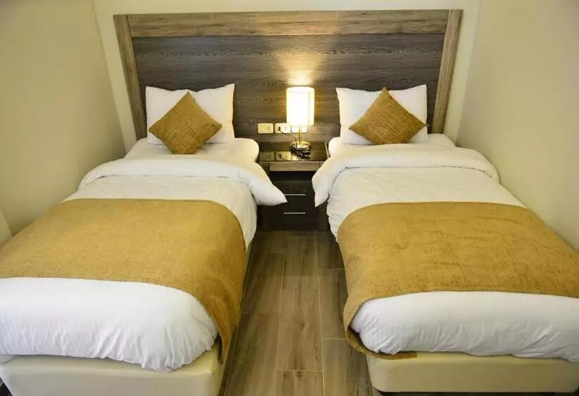 تختخواب و صبحانه Moses Residence