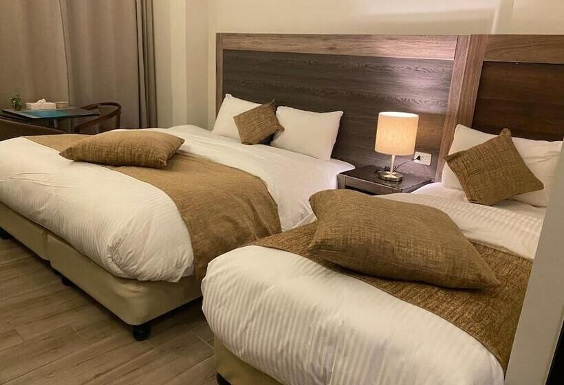 تختخواب و صبحانه Moses Residence