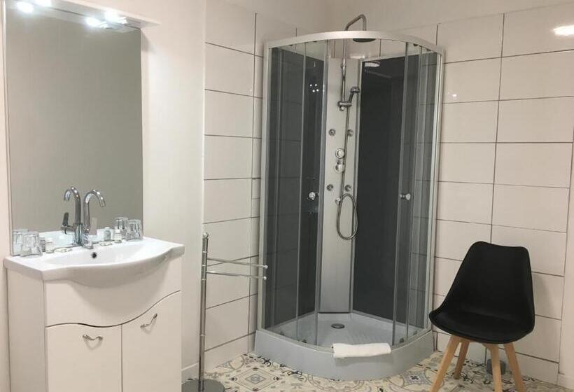 فندق Hôtel Restaurant   Le Vieux Pigeonnier