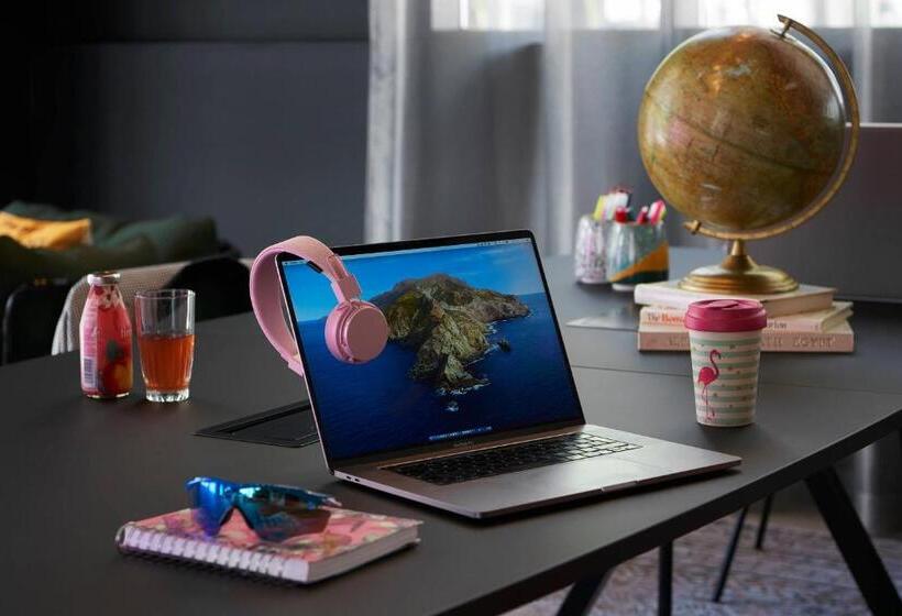 호텔 Moxy Milton Keynes