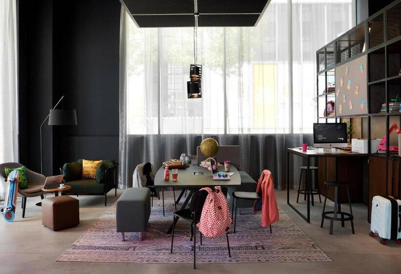 호텔 Moxy Milton Keynes