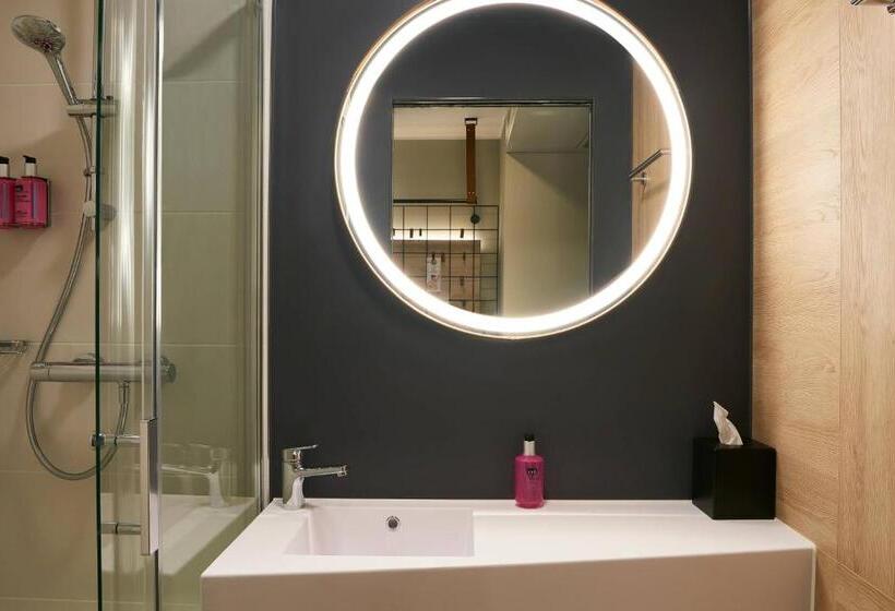 호텔 Moxy Milton Keynes