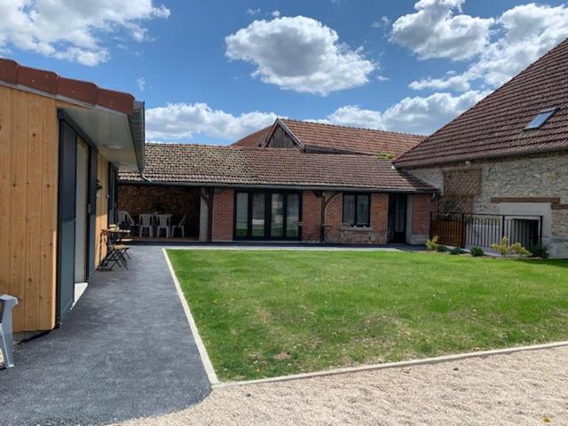 بنسيون Domaine Miltat Chambre L Encre Bleue