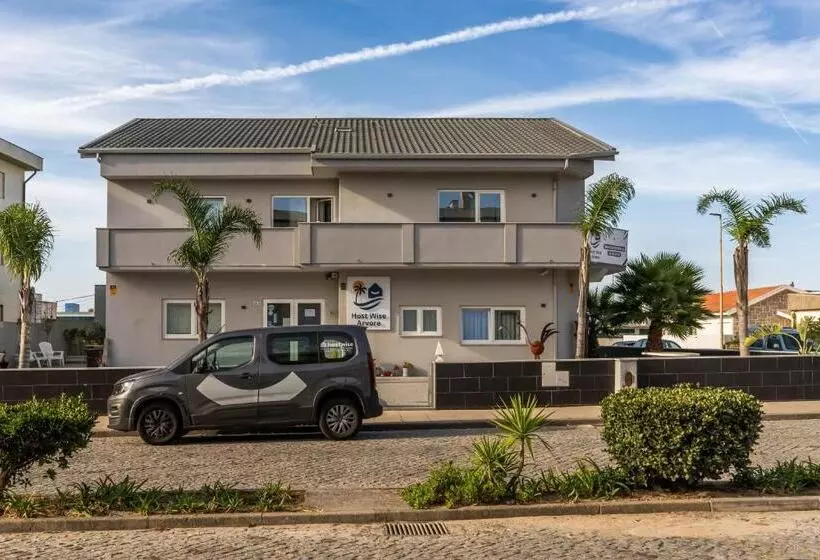 Majatalo Host Wise Arvore