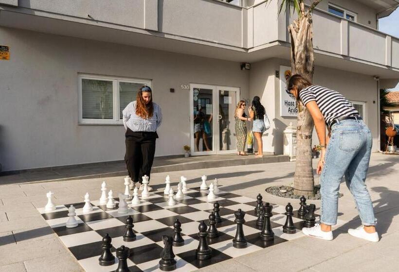 Пансион Host Wise Arvore