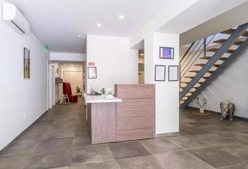 Majatalo Host Wise Arvore