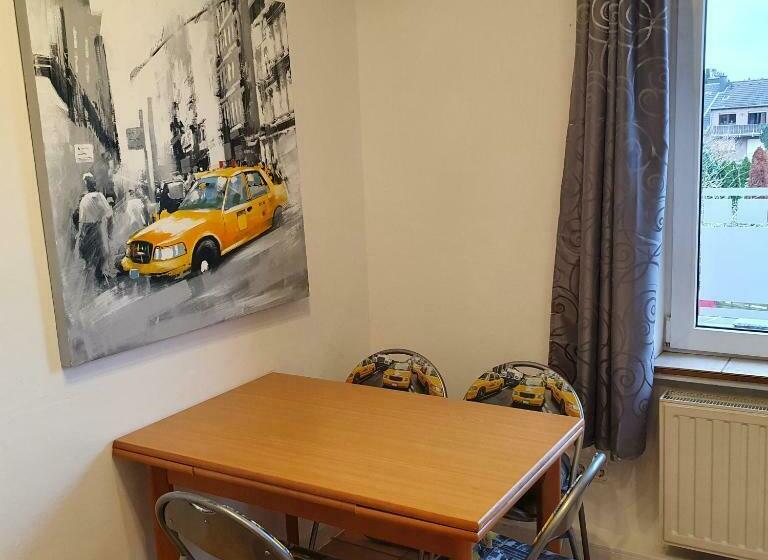 Pensão Nicerooms Aachen