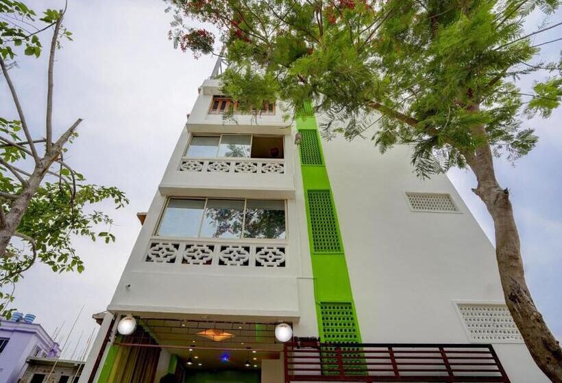 Pensjonat Oyo 79207 Kaysari Stay Near Iter College