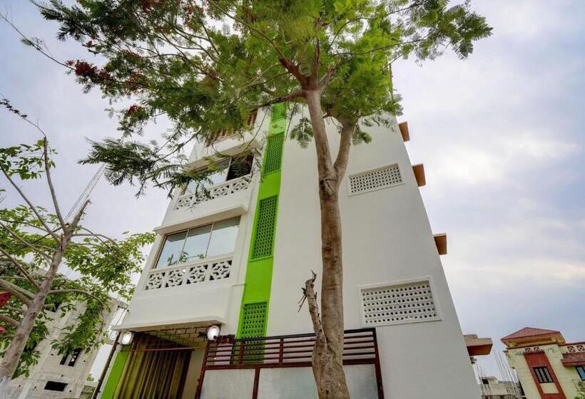 Pensjonat Oyo 79207 Kaysari Stay Near Iter College