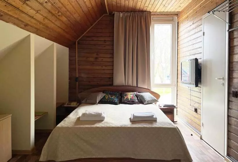 پانسیون Poilsio Namai, Rasytė