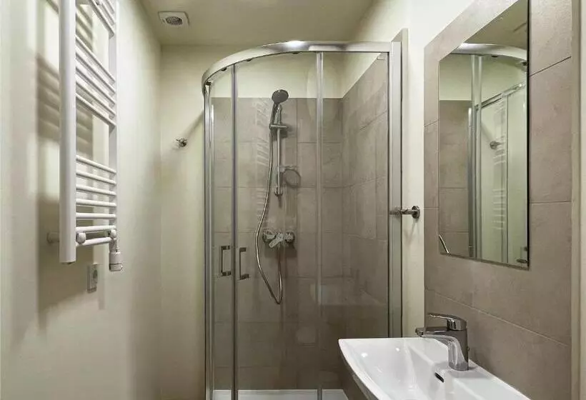 پانسیون Poilsio Namai, Rasytė