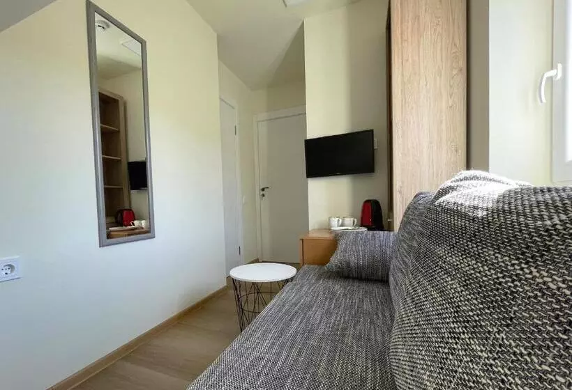 پانسیون Poilsio Namai, Rasytė