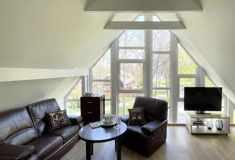 پانسیون Poilsio Namai, Rasytė