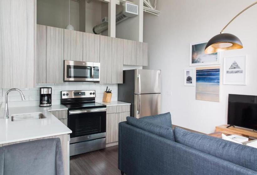 Sonder At 820 South Michigan