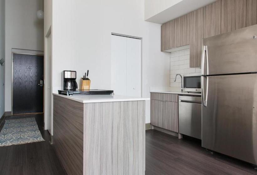 Sonder At 820 South Michigan