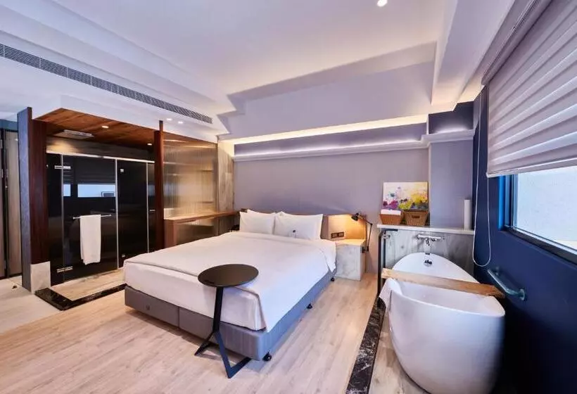 تختخواب و صبحانه 墾丁耳東華苑erdong Manor