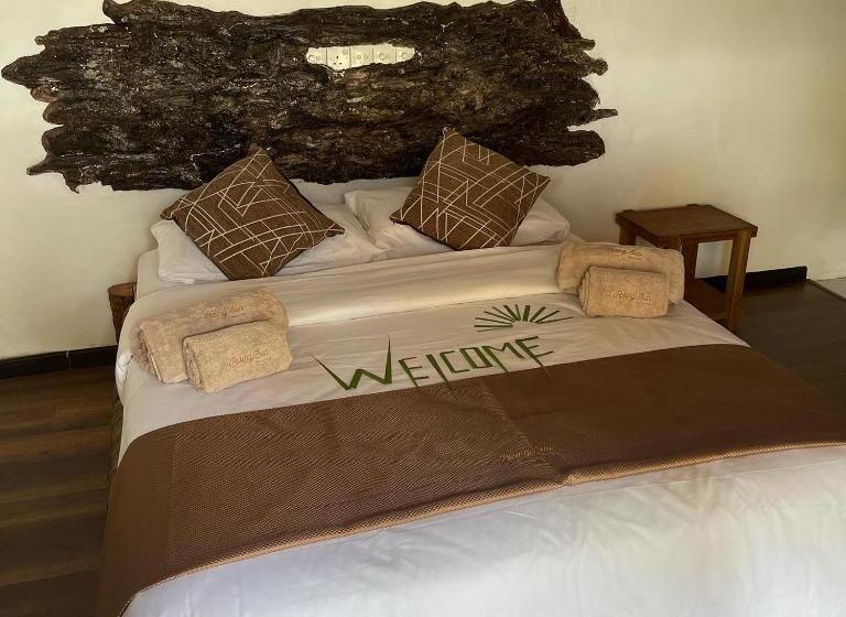 تختخواب و صبحانه Rising Sun Beach View