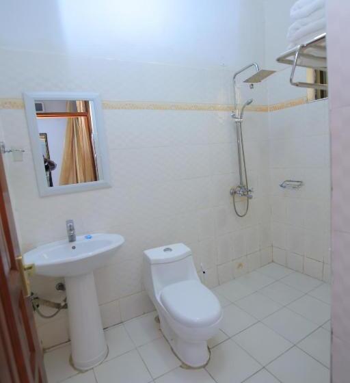 Frontiers Hotel & Conference Entebbe