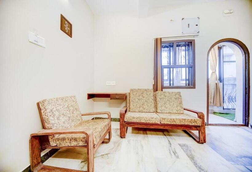 호텔 Oyo 80300 Almighty Homes