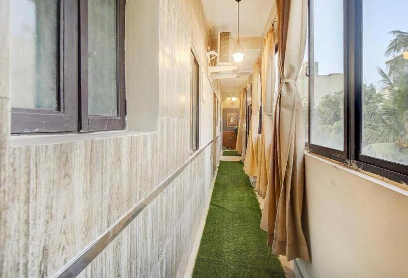 호텔 Oyo 80300 Almighty Homes