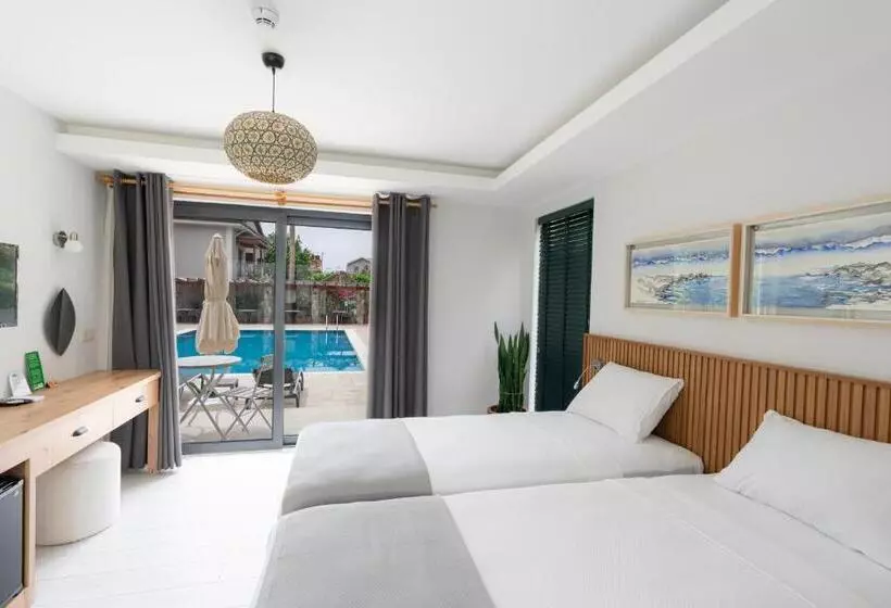 هتل West House Exclusive